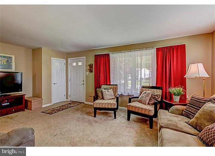 1208 Sylvan Road West Chester, PA 19382 - Photo 4 of 25 Living Room