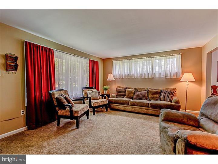 1208 Sylvan Road West Chester, PA 19382 - Photo 5 of 25 Living Room