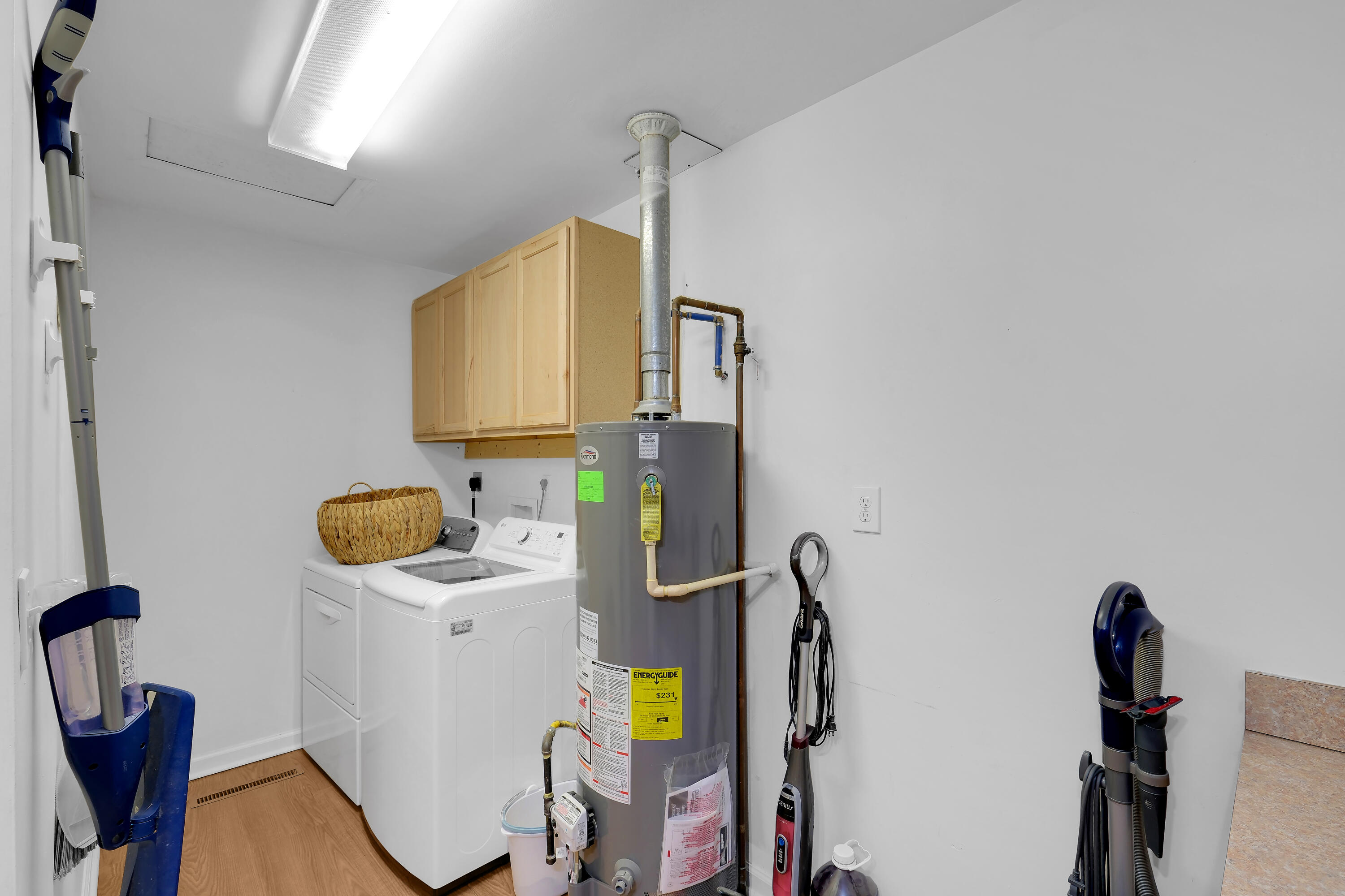 3131 Radiance Road Louisville, KY 40220 - Photo 12 of 30 Laundry