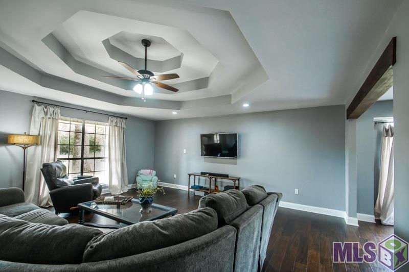 23221 Hoo Shoo Too Road Baton Rouge, LA 70817 - Photo 5 of 32