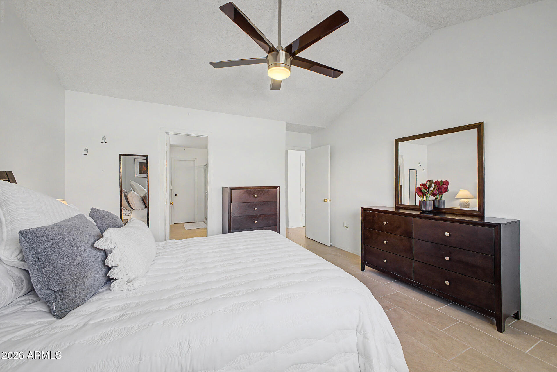 1238 East Mineral Road Gilbert, AZ 85234 - Photo 24 of 57