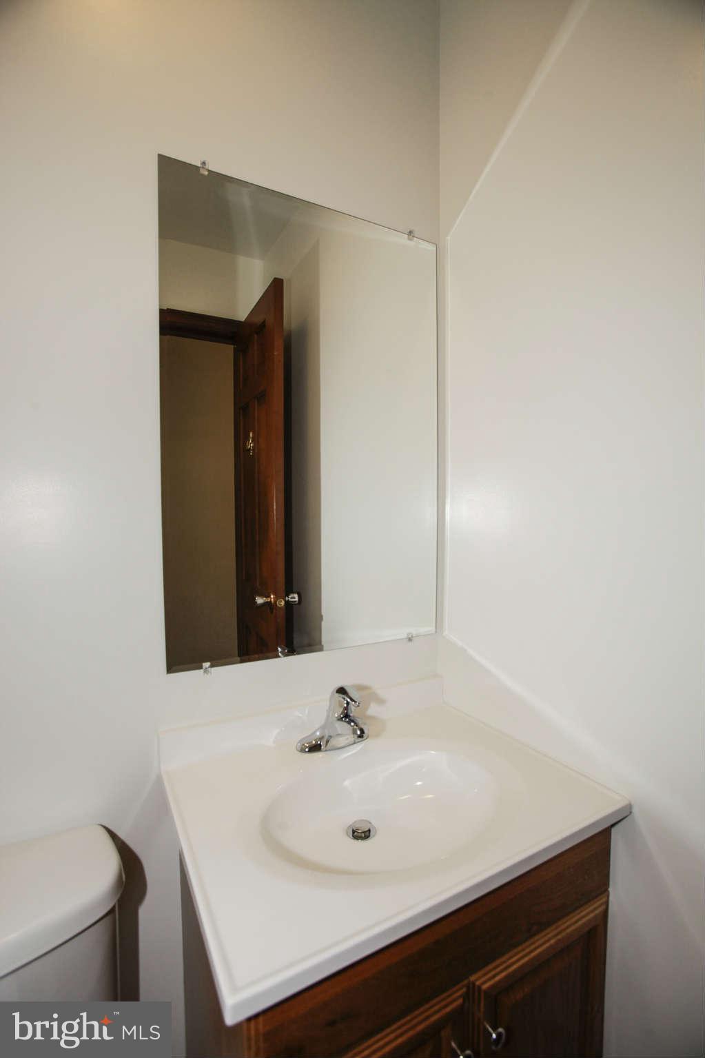 5257 Wentz Road Manchester, MD 21102 - Photo 11 of 23 Bath