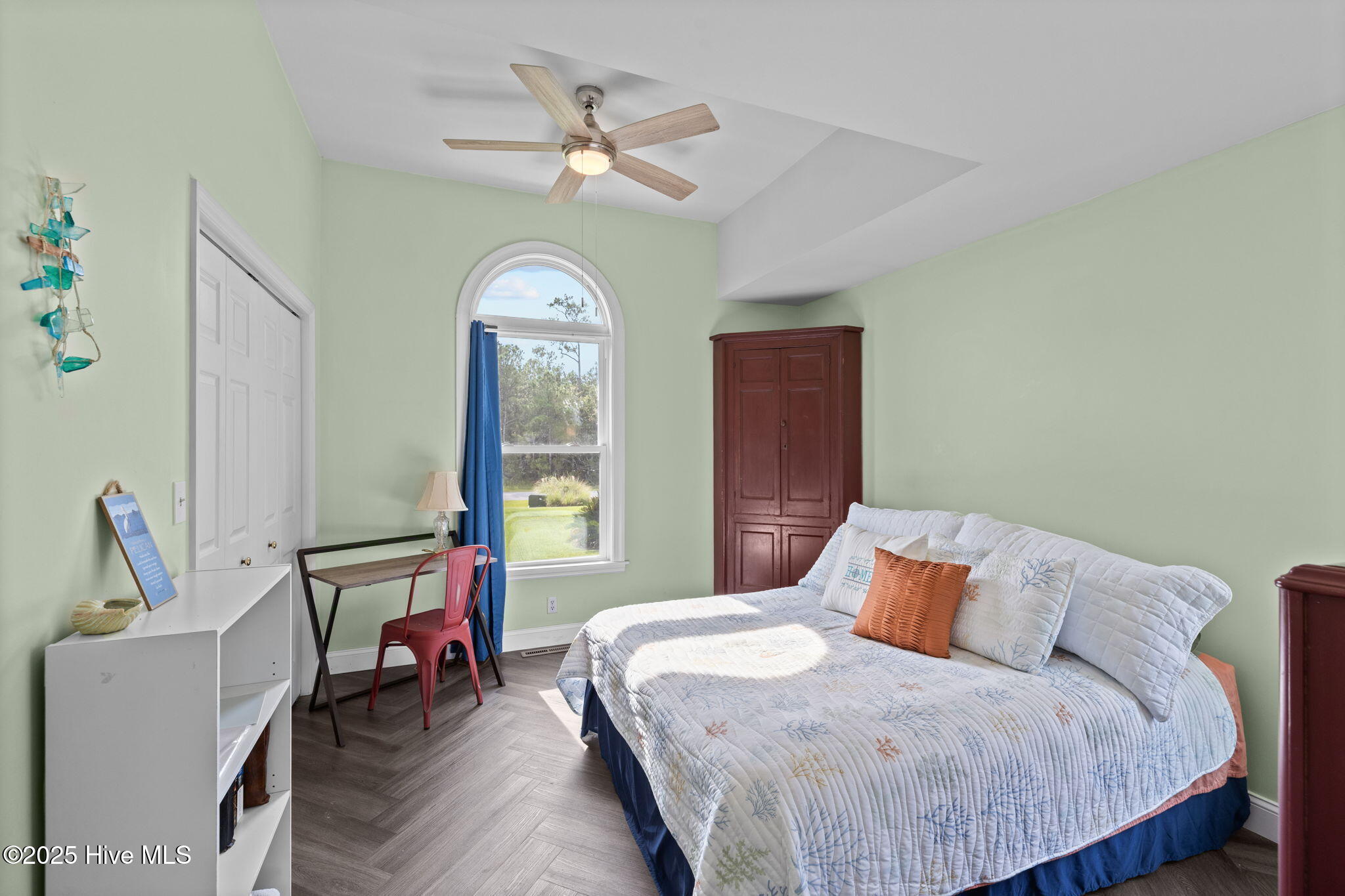 413 Pelican Harbor Road Beaufort, NC 28516 - Photo 24 of 25 Bedroom 3