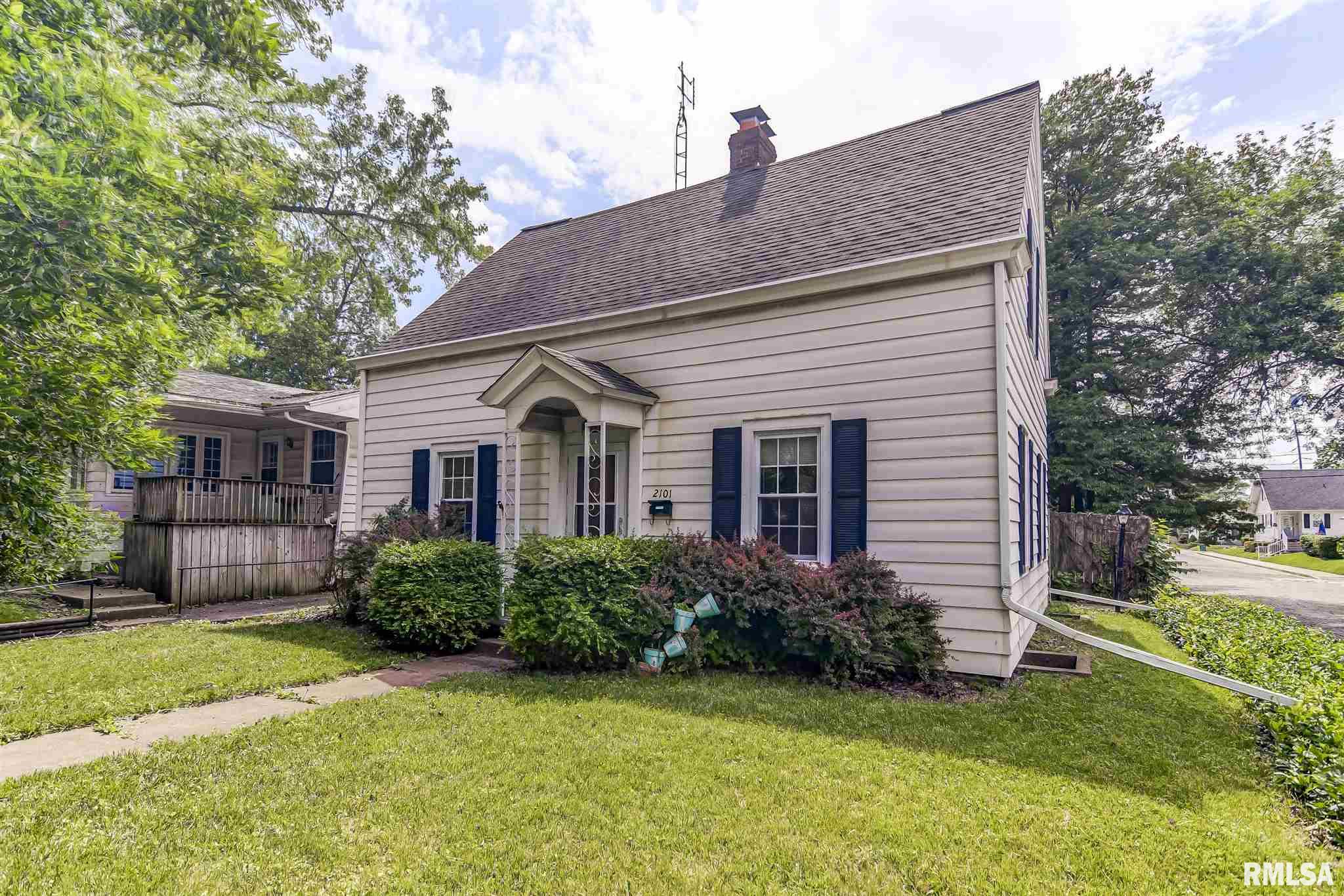 2101 South 5th Street Springfield, IL 62703 - Photo 1 of 20