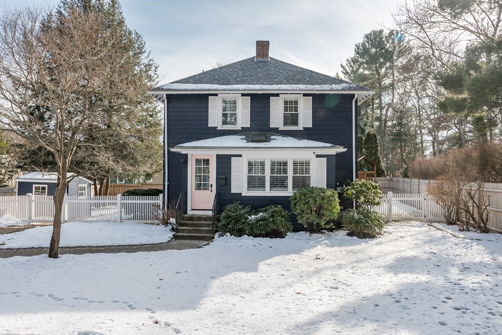 24 Durant Road Wellesley, MA 02482 - Photo 1 of 25