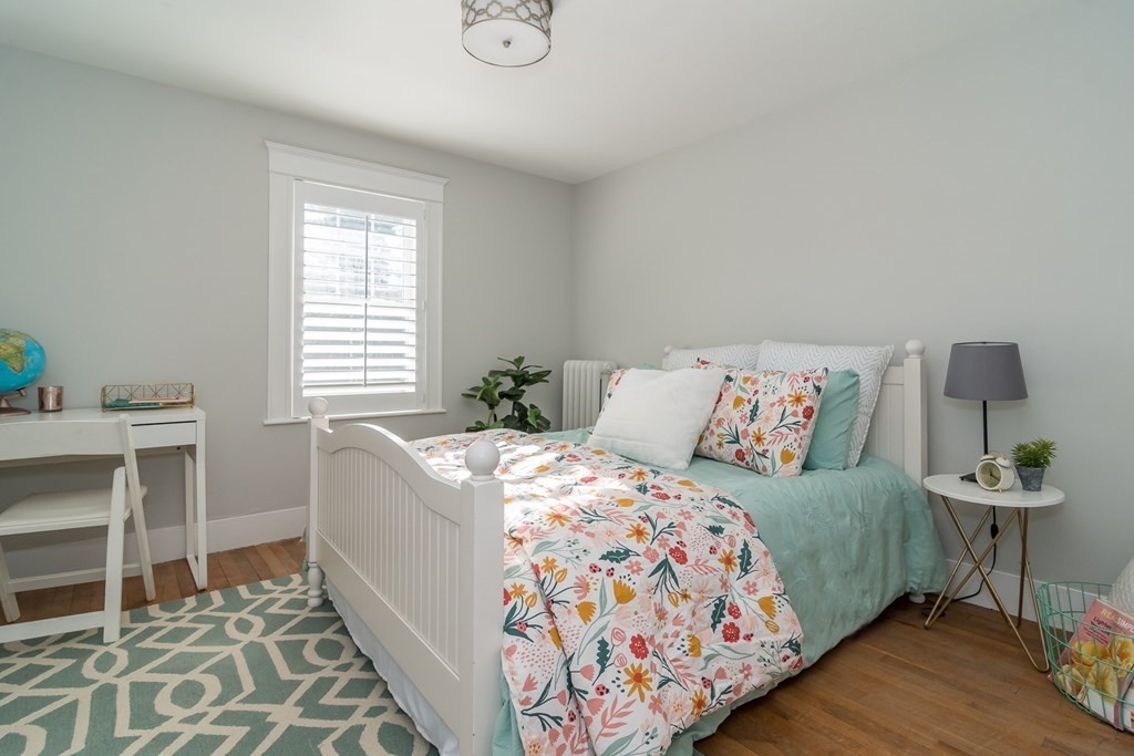 24 Durant Road Wellesley, MA 02482 - Photo 17 of 25
