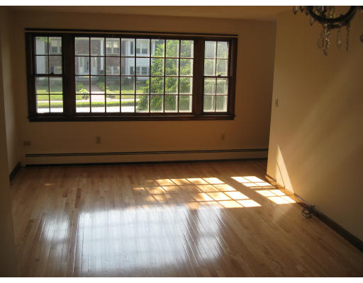 55 Haystack Road Reading, MA 01867 - Photo 16 of 27