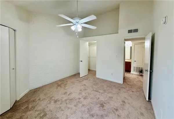 $935 | 2100 Pasadena Avenue, Unit 301, Metairie, LA 70001