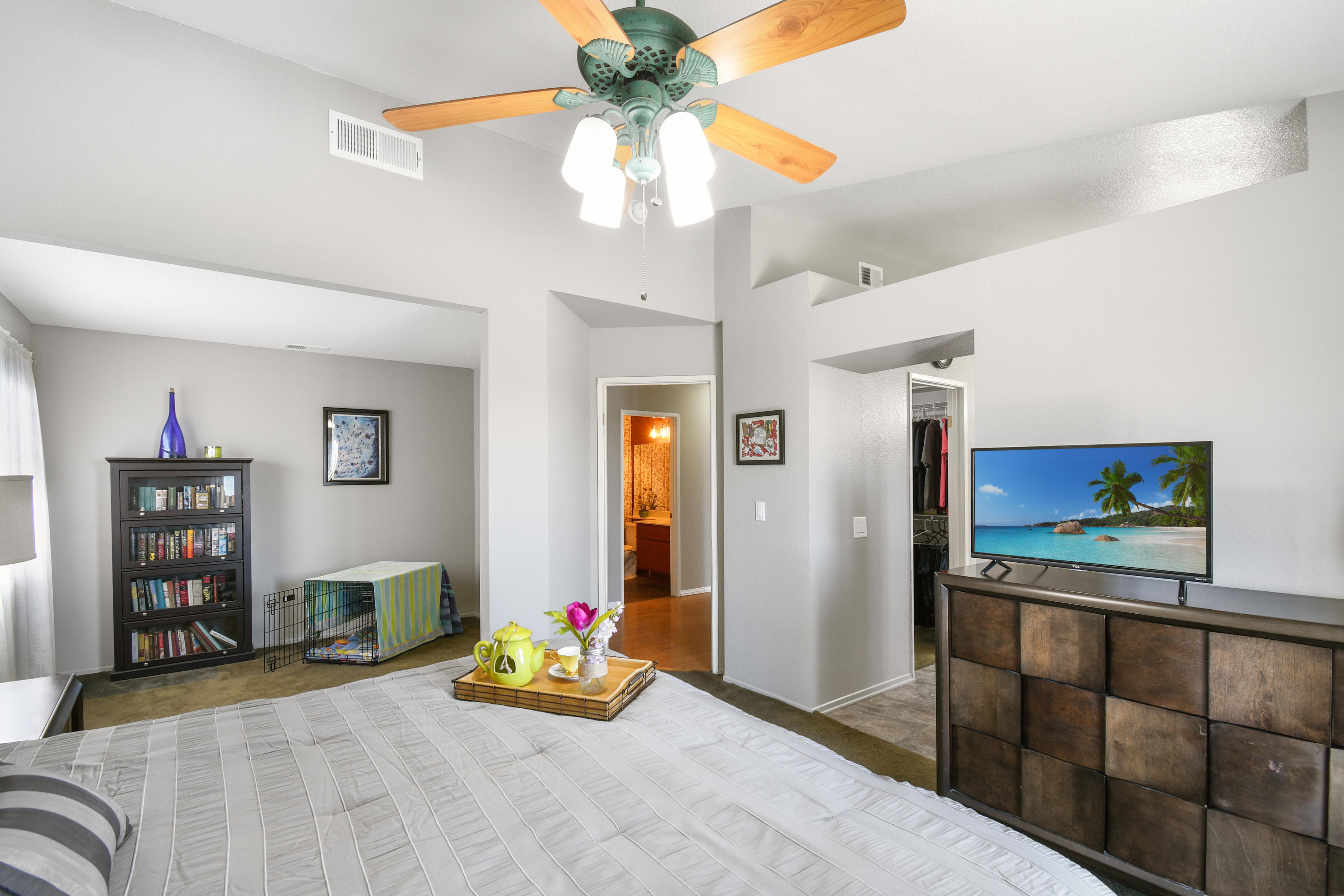 3129 Quarry Road Palmdale, CA 93550 - Photo 9 of 19 a living room with furniture