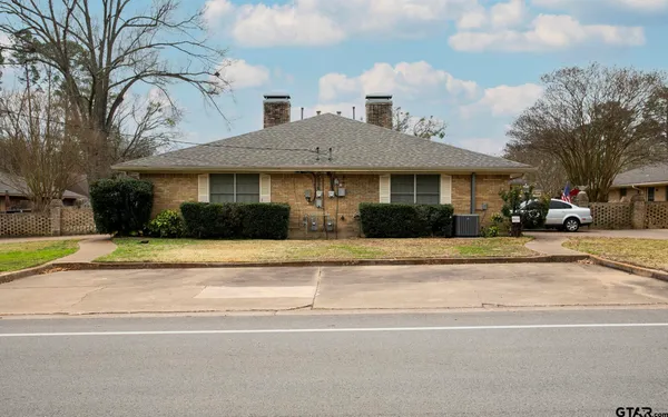 $496,000 | 113 East Heritage Drive, Tyler, TX 75703