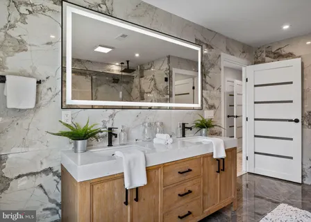 $749,900 | 2715 West Flora Street, Philadelphia, PA 19121