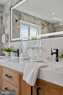 $749,900 | 2715 West Flora Street, Philadelphia, PA 19121