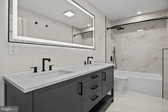 $749,900 | 2715 West Flora Street, Philadelphia, PA 19121