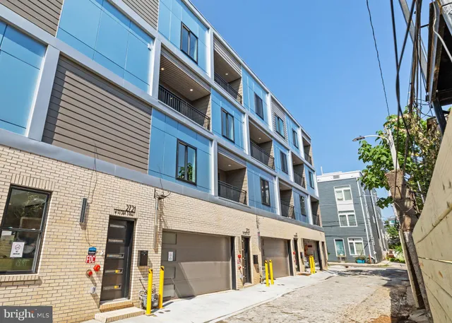 $749,900 | 2715 West Flora Street, Philadelphia, PA 19121