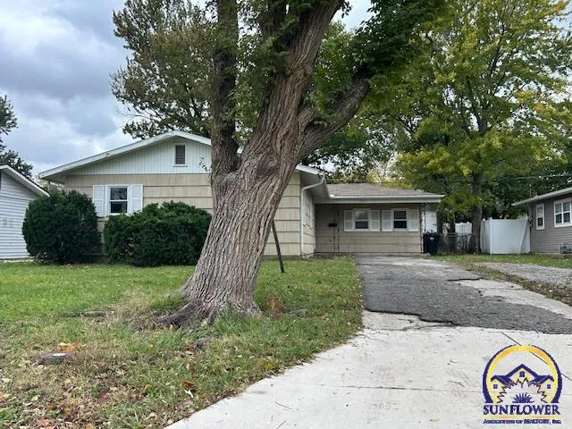 $84,950 | 2233 Southeast Swygart Street, Topeka, KS 66605