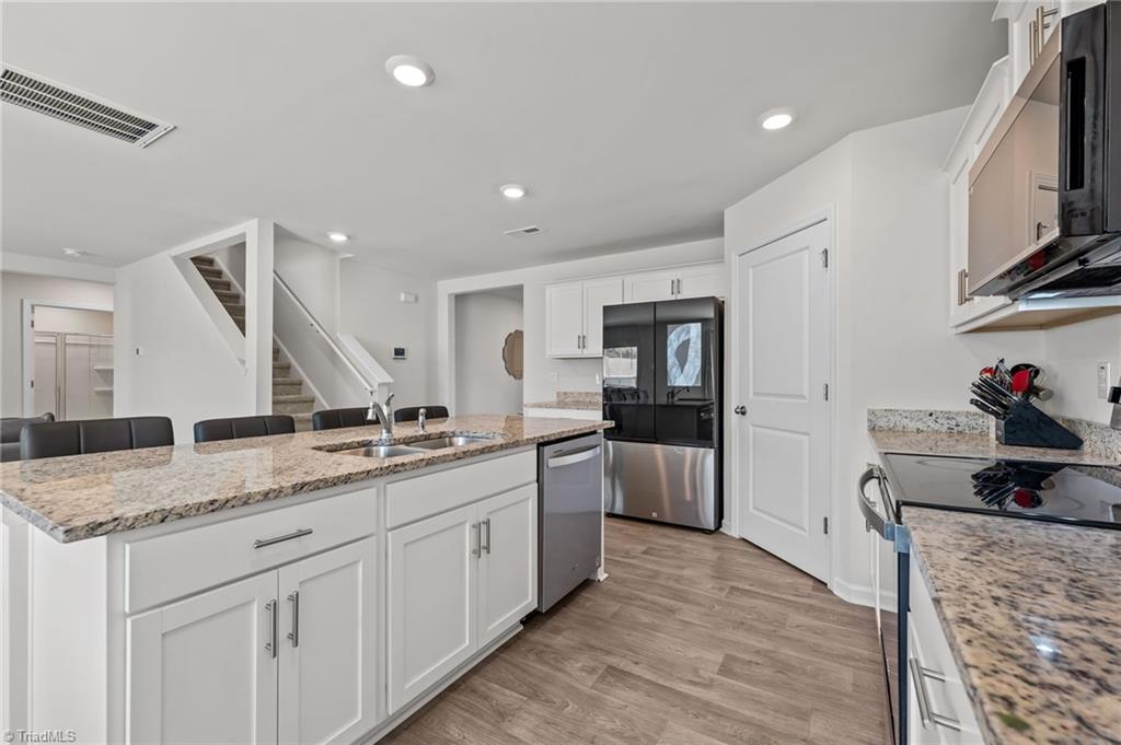 218 Birch Tree Way Mayodan, NC 27027 - Photo 4 of 50