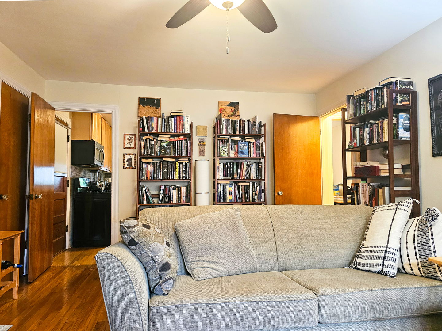 86 Lincoln Avenue, Unit 2W Riverside, IL 60546 - Photo 4 of 18
