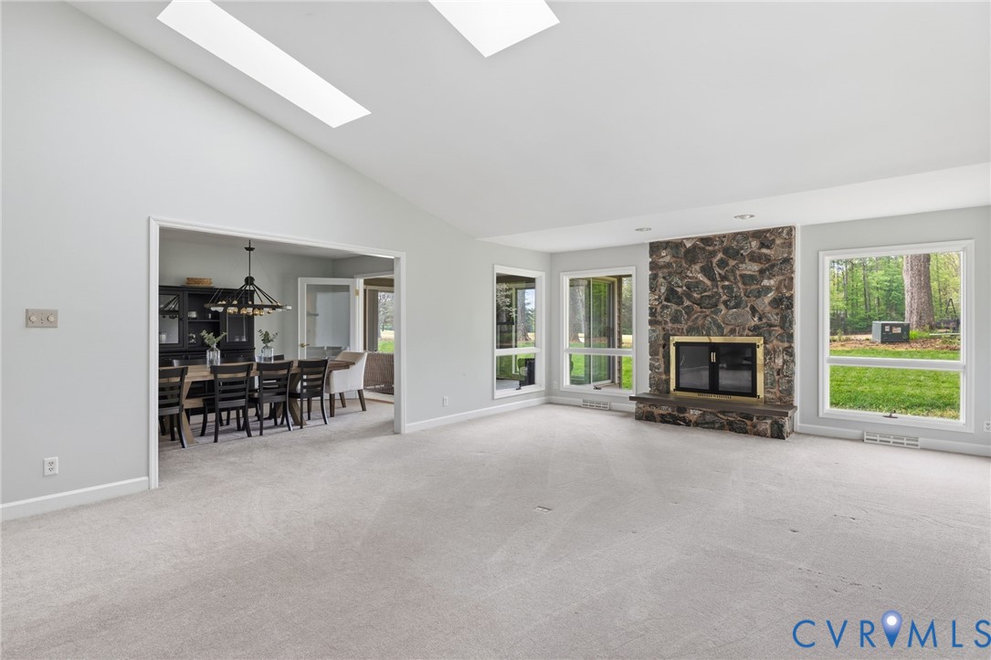 19 Hunting Ridge Road Manakin-Sabot, VA 23103 - Photo 6 of 40 Gallery Image 6