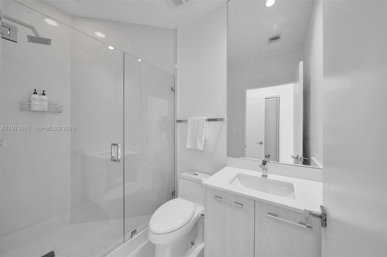 55 Southwest 9th Street, Unit 4406 Miami, FL 33130 - Photo 32 of 36