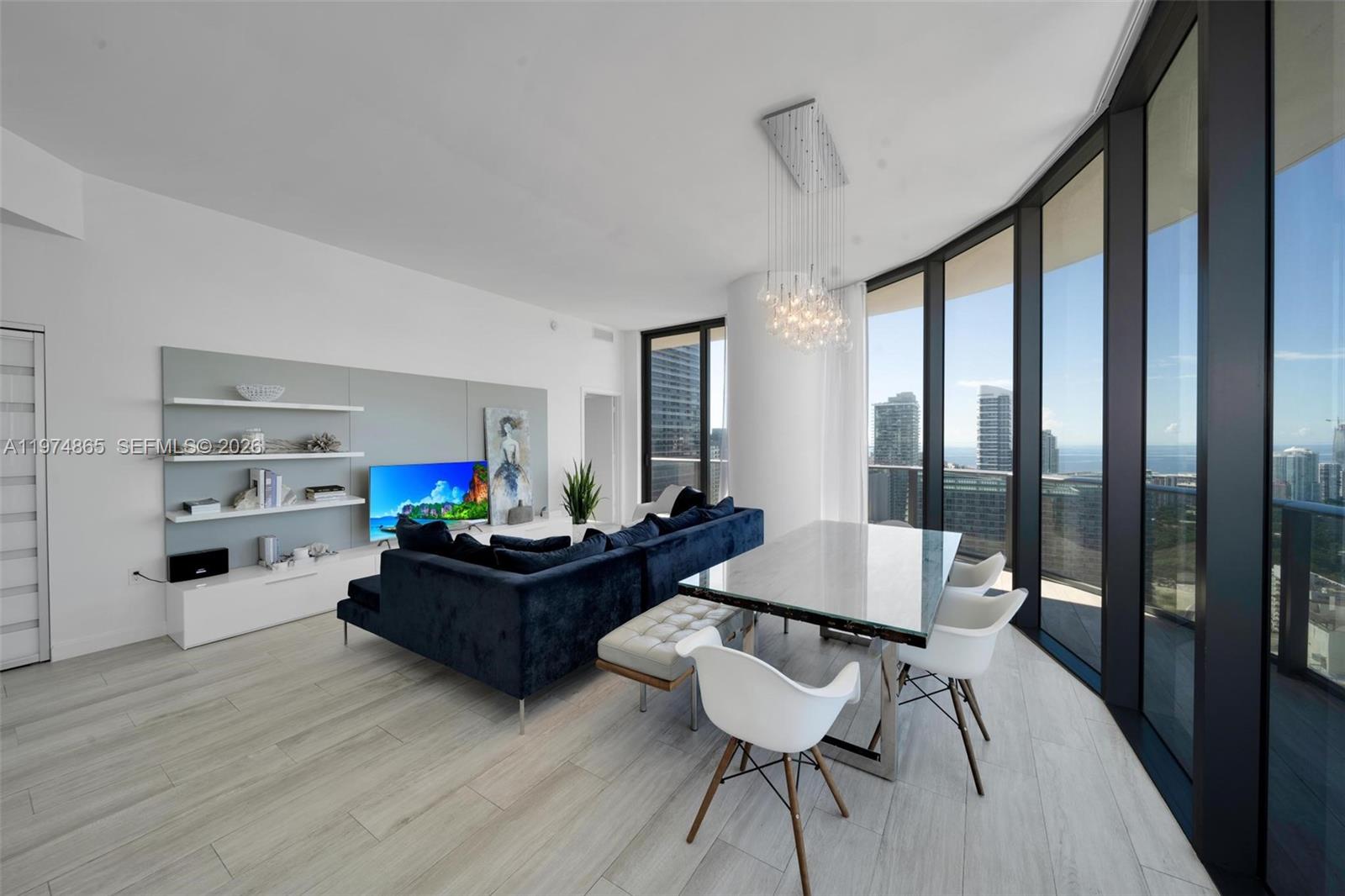 55 Southwest 9th Street, Unit 4406 Miami, FL 33130 - Photo 6 of 36