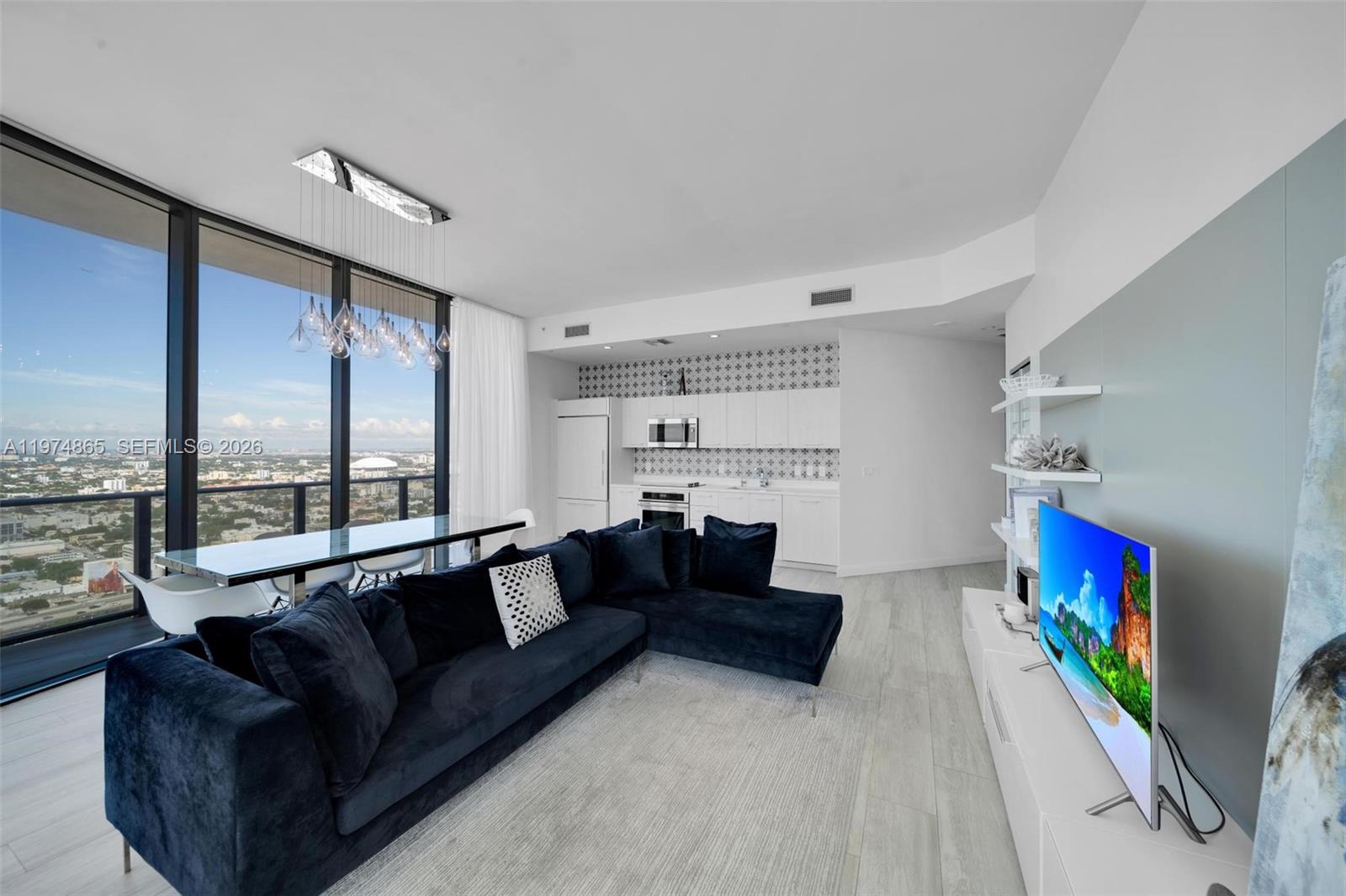 55 Southwest 9th Street, Unit 4406 Miami, FL 33130 - Photo 7 of 36