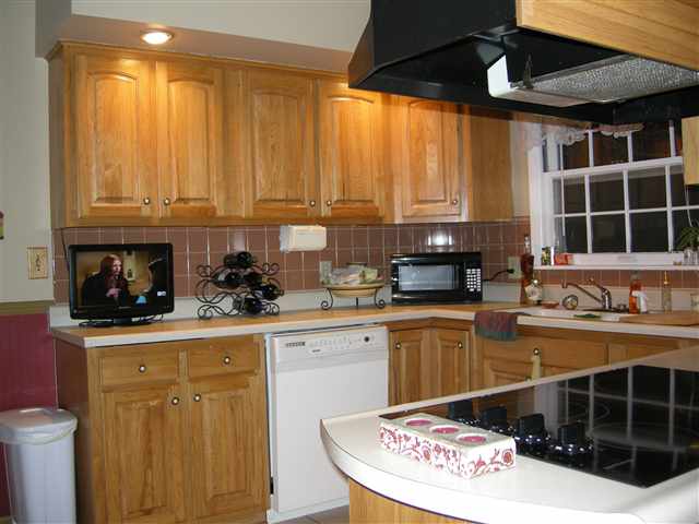 420 West Wolf Road Peoria, IL 61614 - Photo 5 of 9 Gallery Image 5