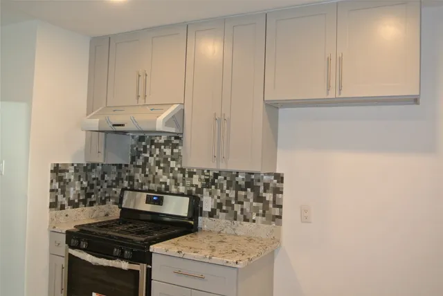 $2,650 | 7911 Greenbush Street, Houston, TX 77025