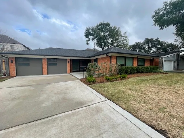 $2,650 | 7911 Greenbush Street, Houston, TX 77025