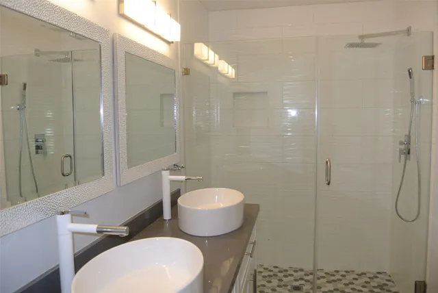 $2,650 | 7911 Greenbush Street, Houston, TX 77025