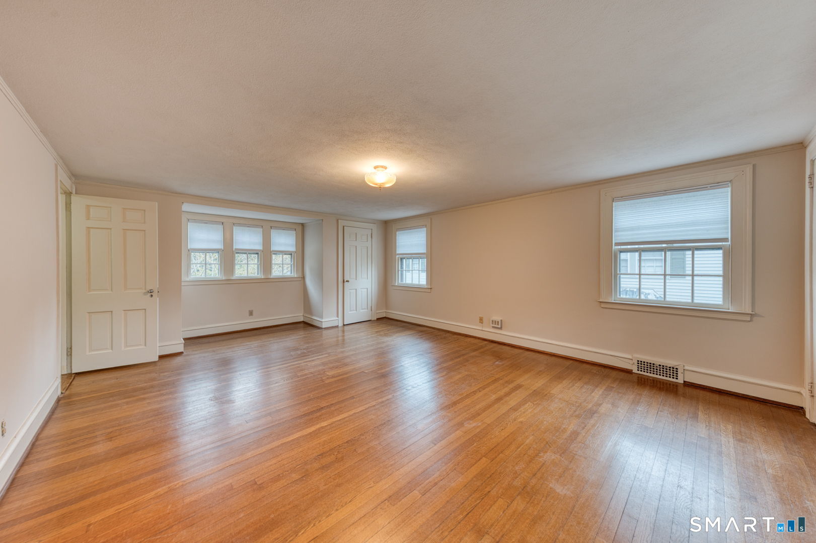 344 North Steele Road West Hartford, CT 06117 - Photo 17 of 34