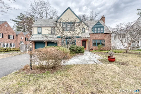 $799,000 | 344 North Steele Road, West Hartford, CT 06117