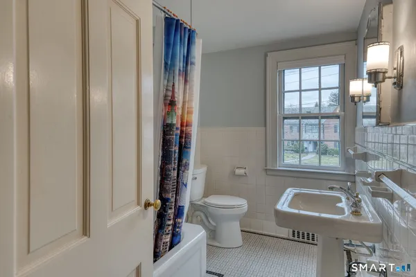 $799,000 | 344 North Steele Road, West Hartford, CT 06117