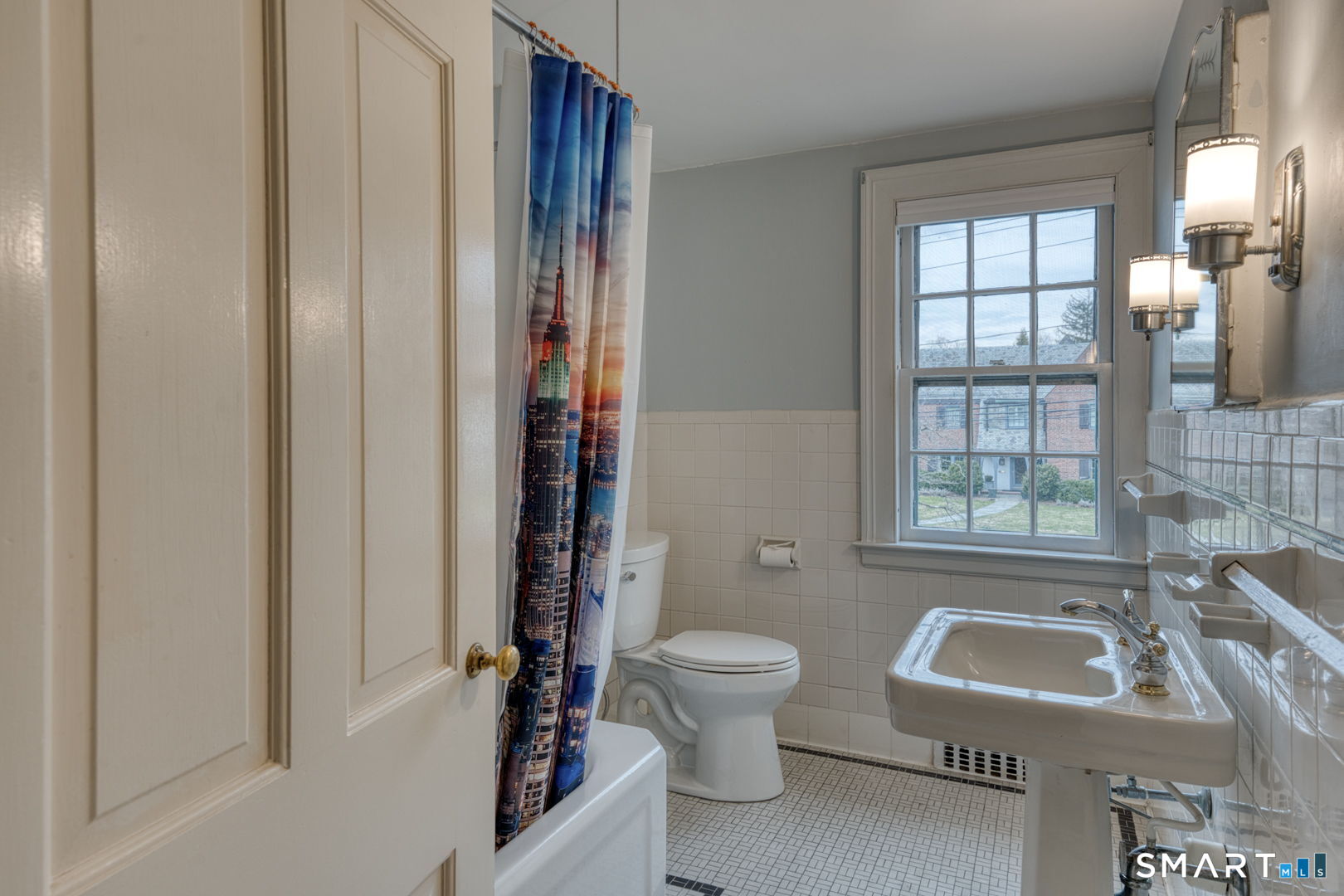 344 North Steele Road West Hartford, CT 06117 - Photo 27 of 34