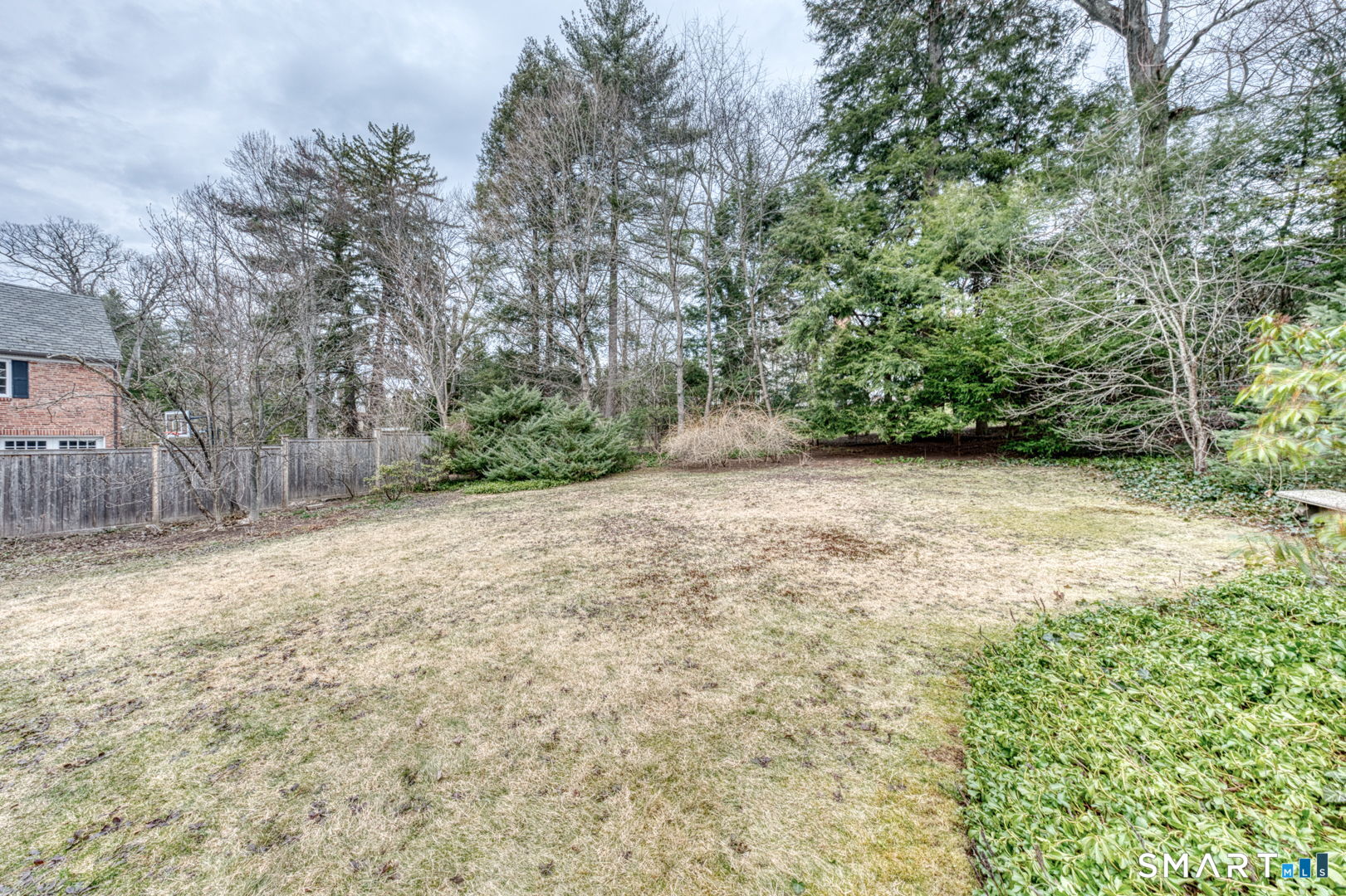 344 North Steele Road West Hartford, CT 06117 - Photo 28 of 34