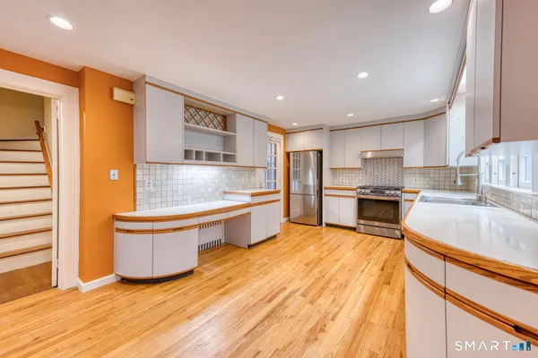 $799,000 | 344 North Steele Road, West Hartford, CT 06117