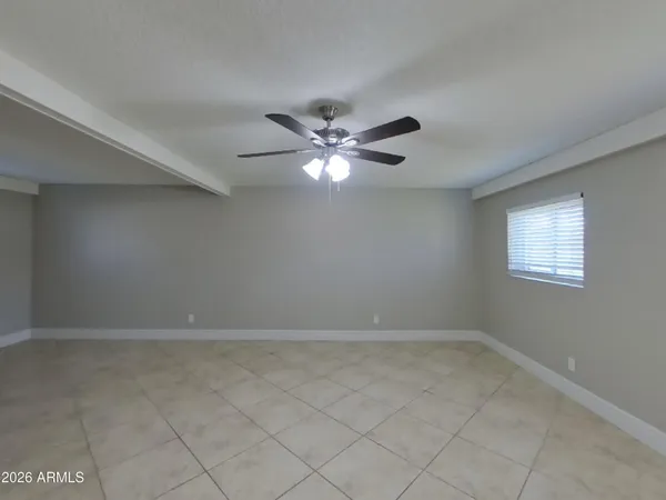 $1,919 | 9833 North 47th Drive, Glendale, AZ 85302