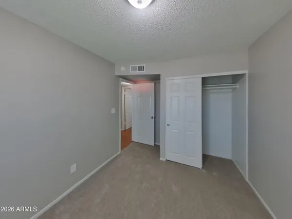 $1,919 | 9833 North 47th Drive, Glendale, AZ 85302