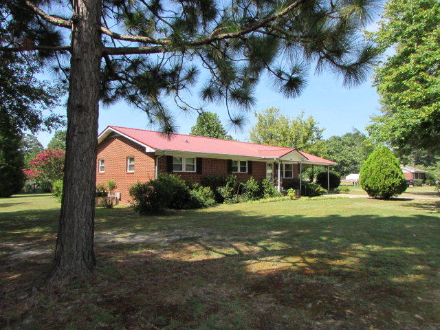 101 Trent Street Rockingham, NC 28379 - Photo 1 of 1 Front