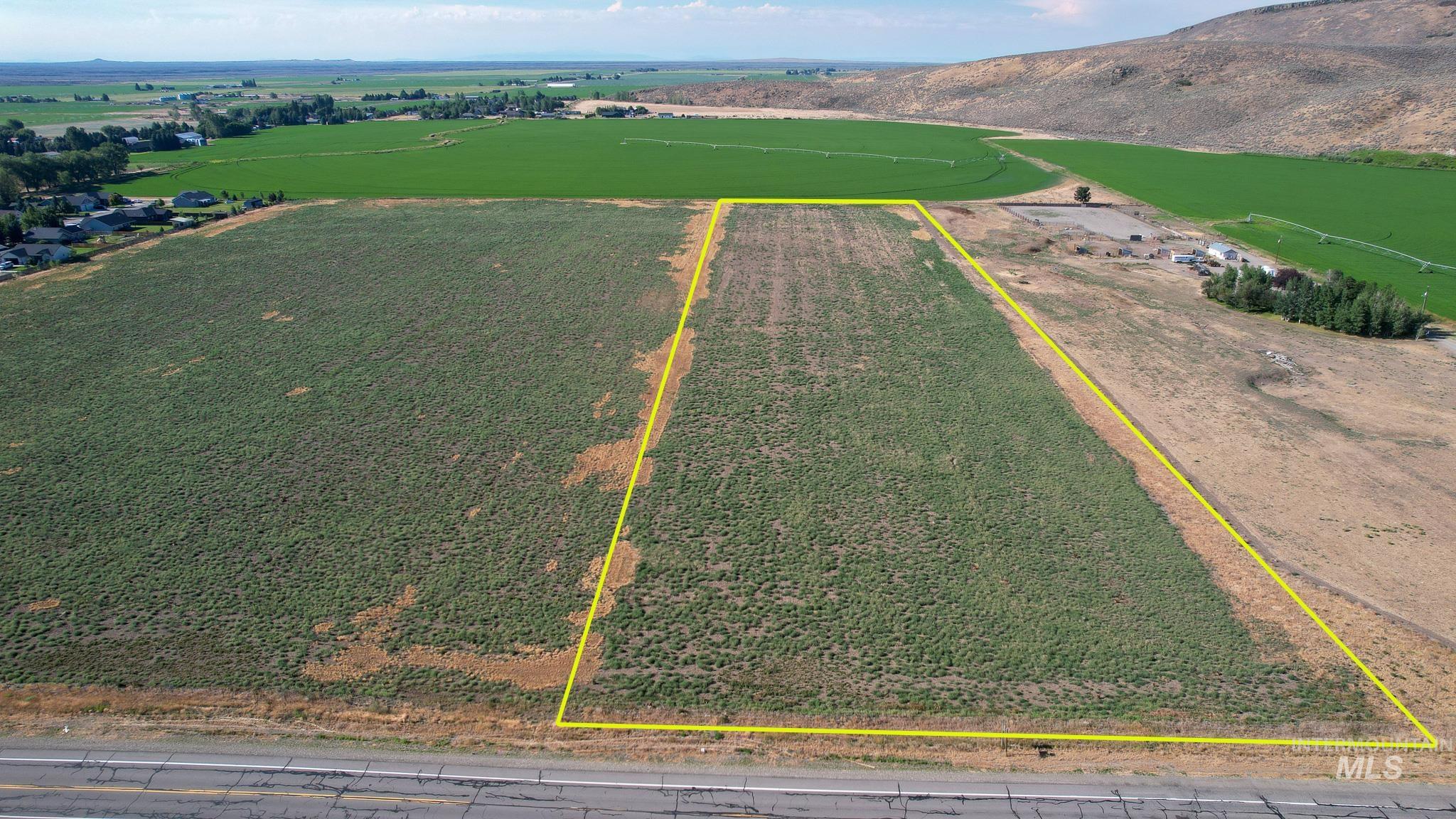 19561 Queen Crown Road Carey, ID 83320 - Photo 1 of 13