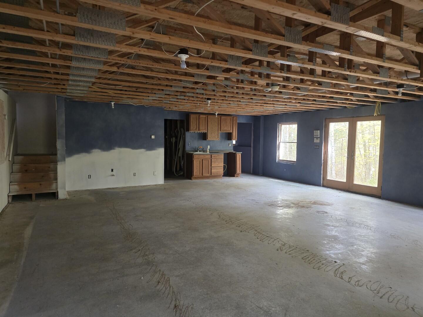 11 Dragonfly Drive Windham, ME 04062 - Photo 25 of 32 20251019_110056