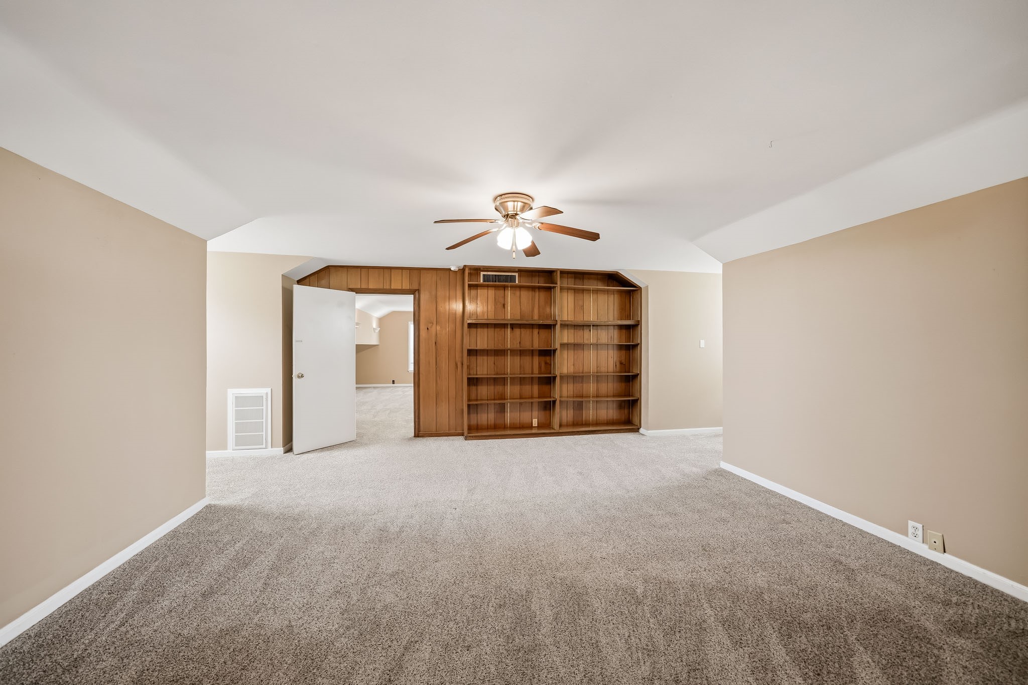 9719 Interstate 10 Frontage Road Sealy, TX 77474 - Photo 18 of 26 Gallery Image 18