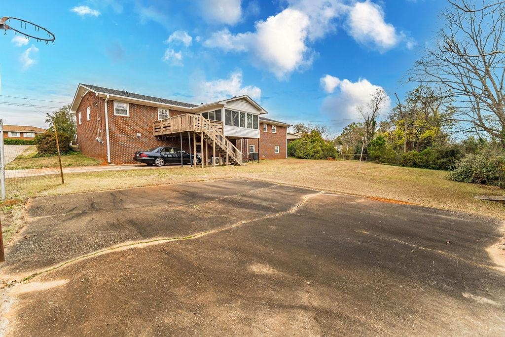 144 Dover Road Spartanburg, SC 29301 - Photo 3 of 30 Gallery Image 3