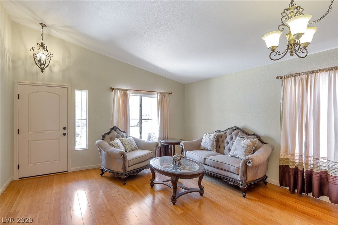 5128 Fall Meadows Avenue Las Vegas, NV 89130 - Photo 5 of 22