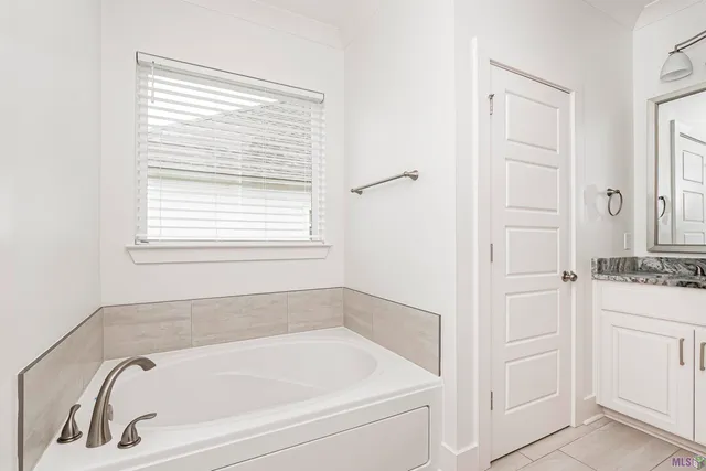 $368,000 | 39223 Canopy Court, Gonzales, LA 70737