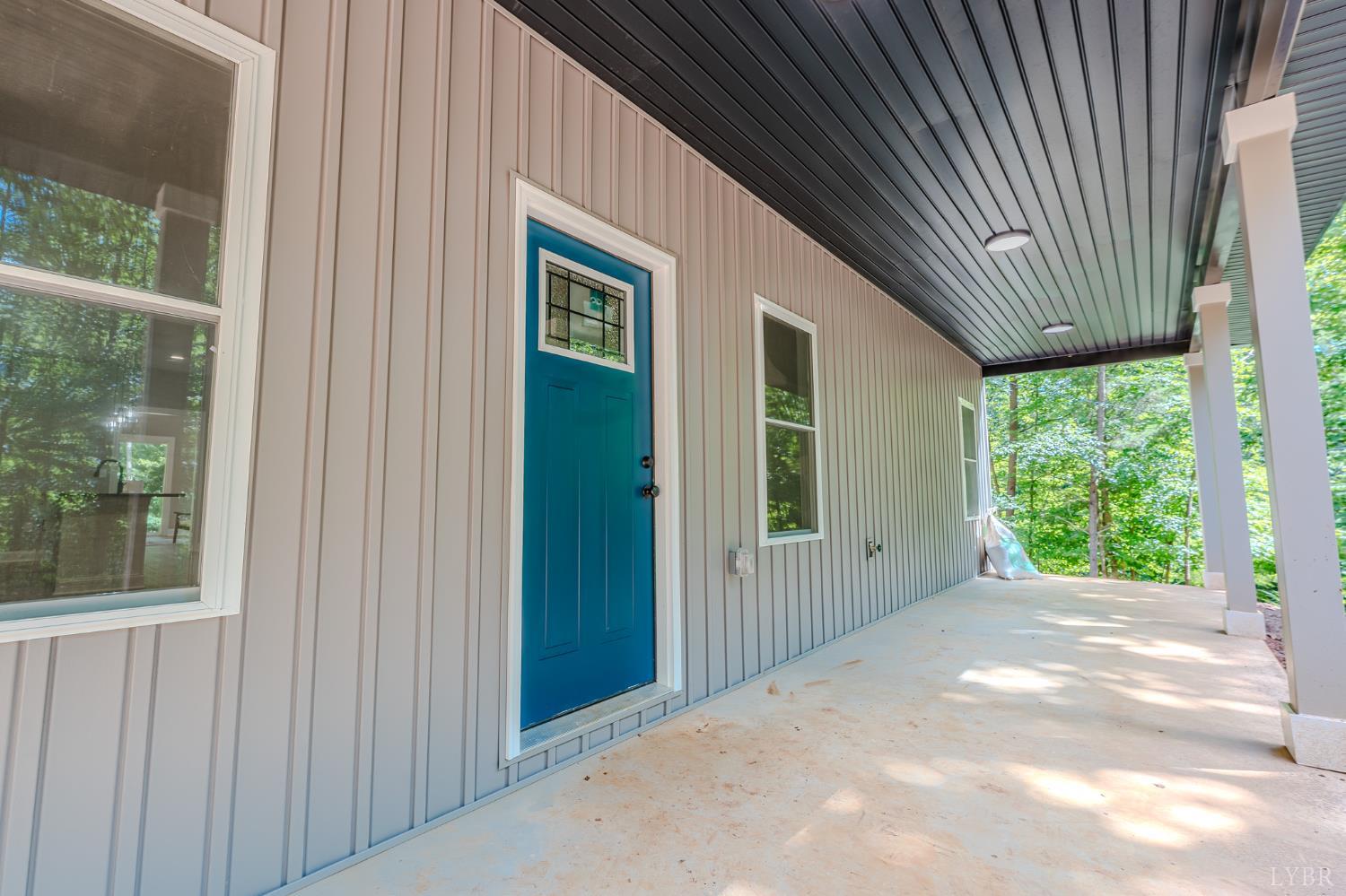 109 Tosh Lane Goodview, VA 24095 - Photo 2 of 32