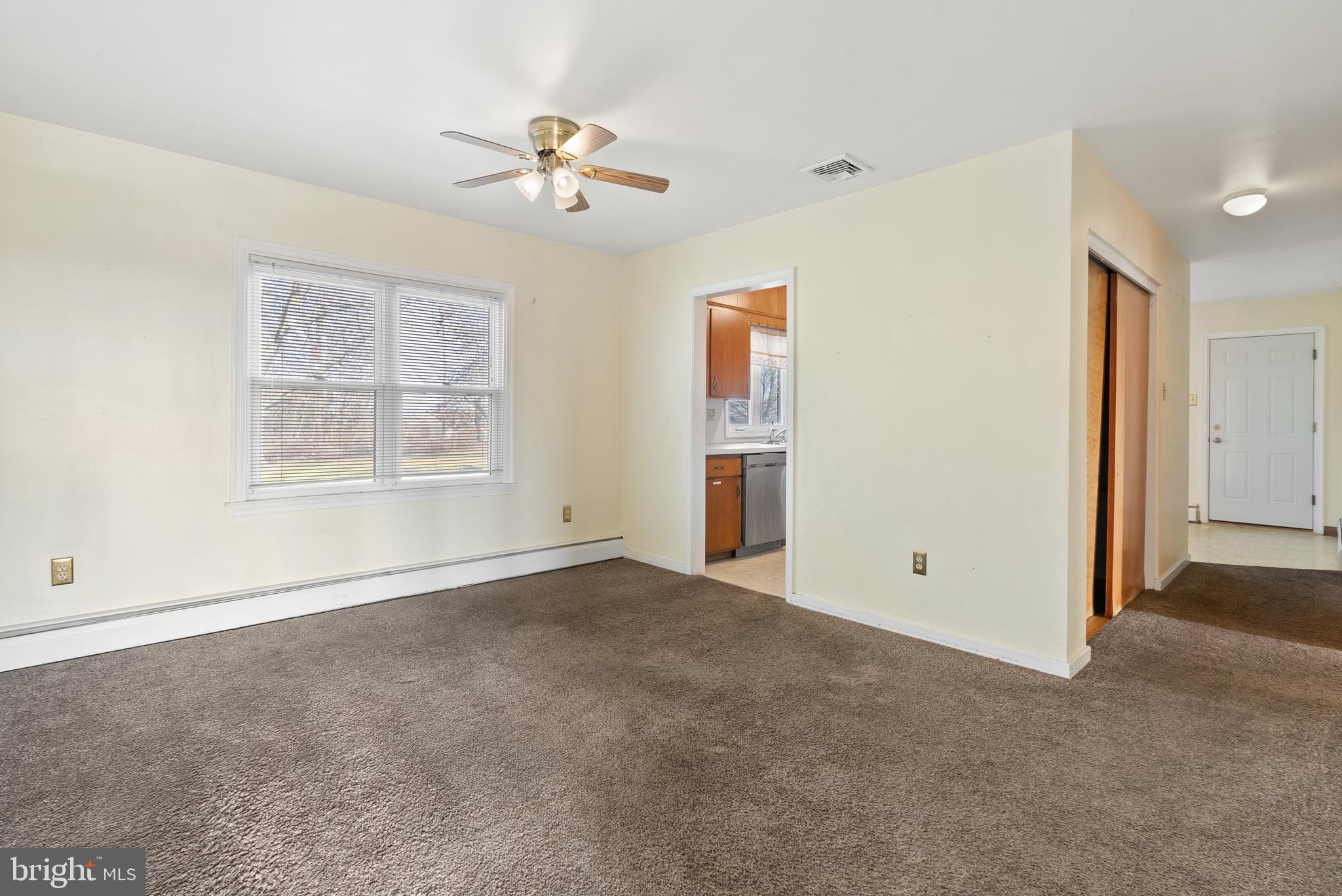 135 Ridge Road Spring City, PA 19475 - Photo 13 of 42 Dining Room