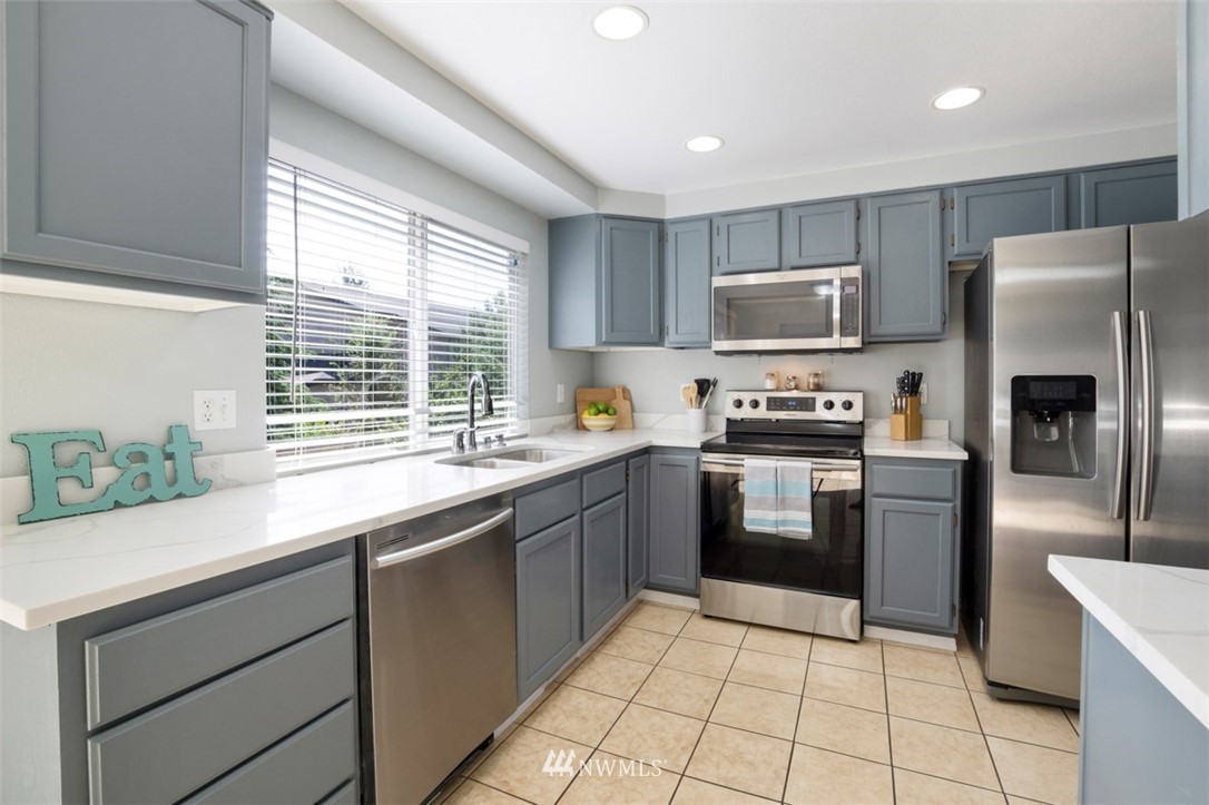 23806 125th Place Southeast Kent, WA 98031 - Photo 9 of 25