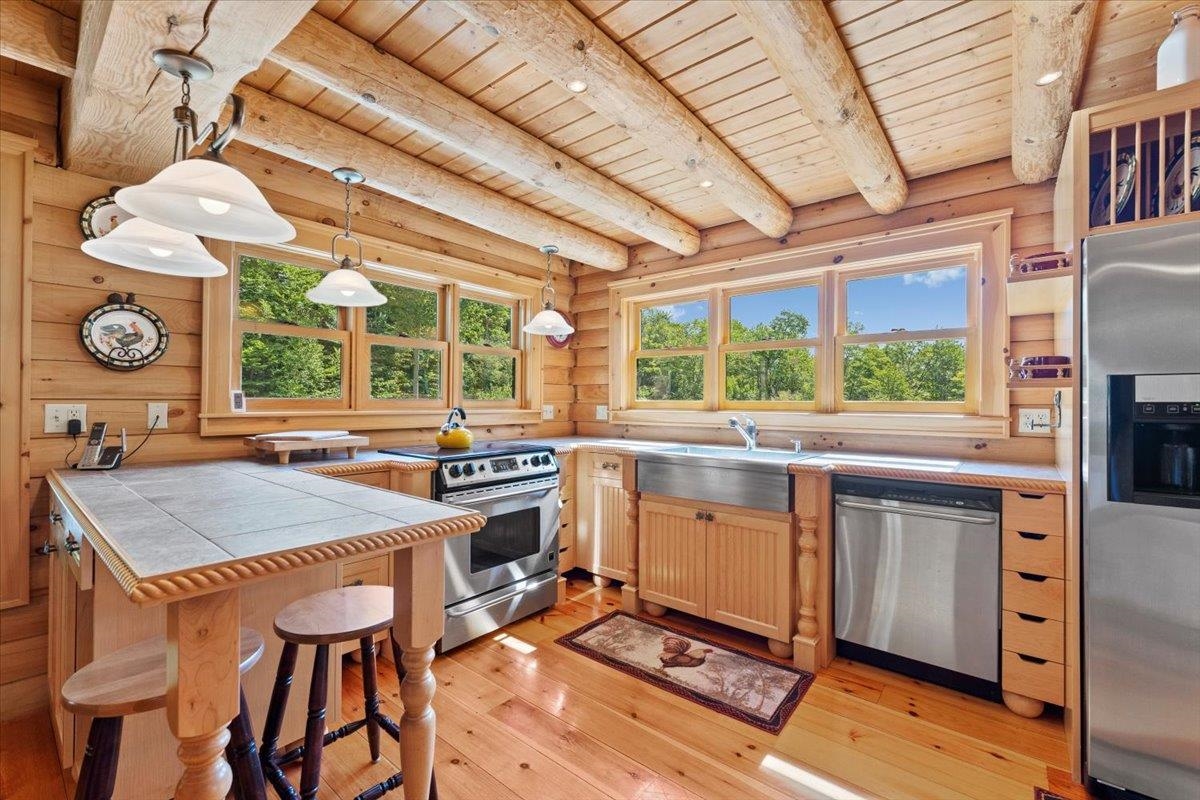 74 Turner Road Weston, VT 05161 - Photo 4 of 40