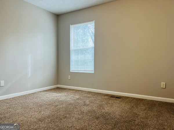 $995 | 603 Wilburn Avenue, Unit E, LaGrange, GA 30240