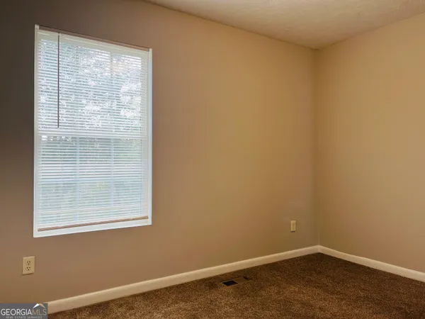 $995 | 603 Wilburn Avenue, Unit E, LaGrange, GA 30240